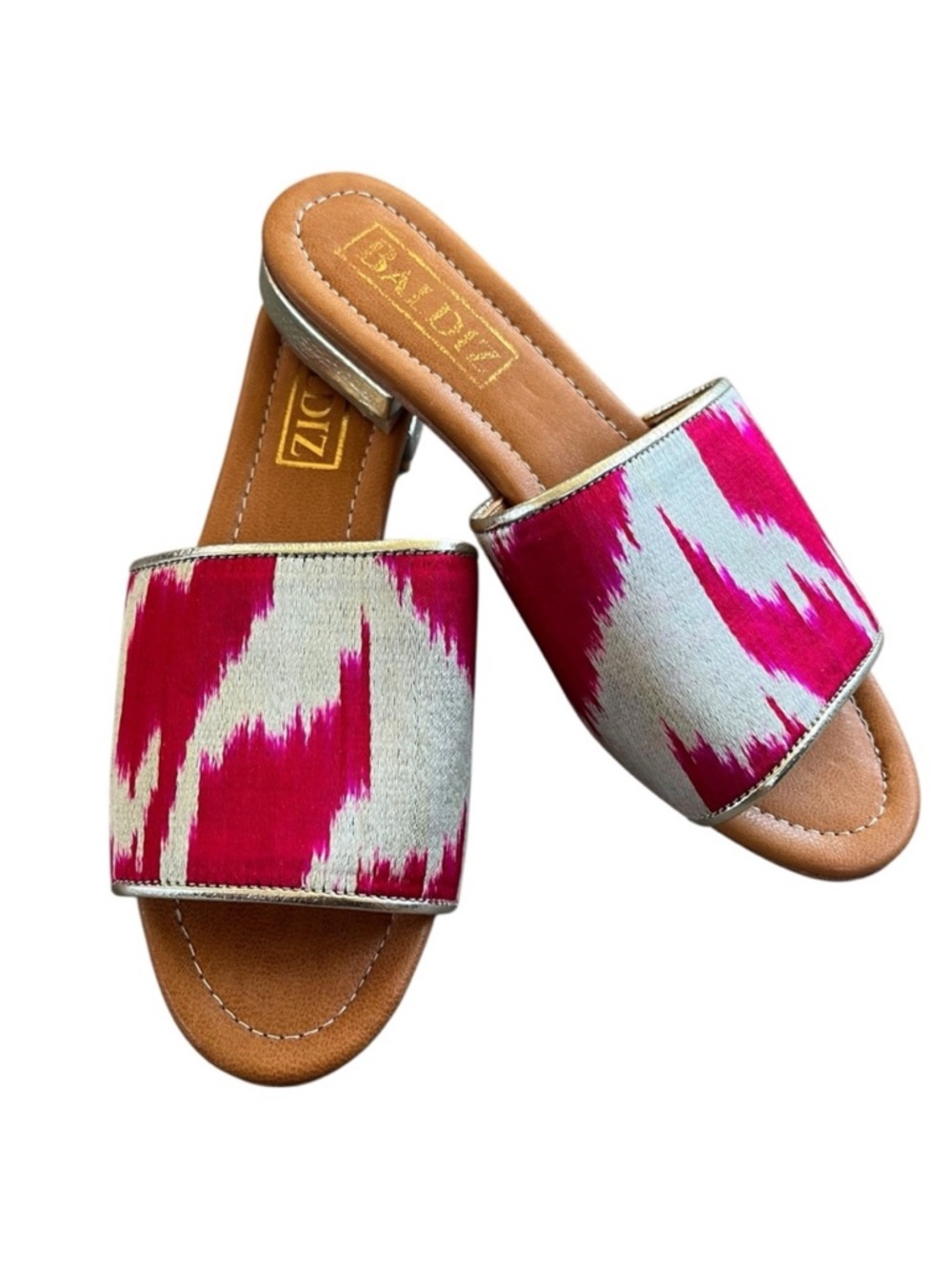 Baldiz flat silk sandals SZ 6